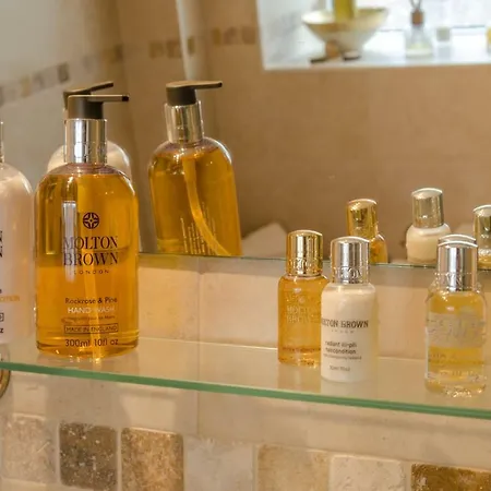 招待所 Raikes Barn